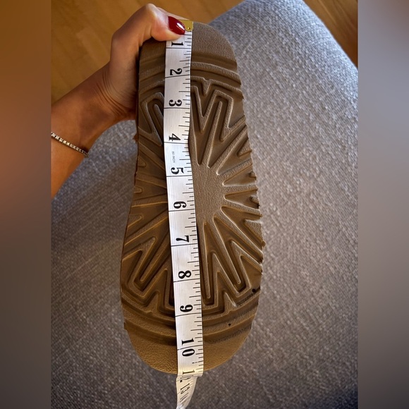 Brand new Cozy & Stylish Winter Boots 8 ( no box ) - Picture 13 of 15